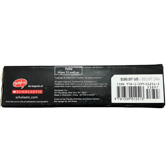 Five Nights at Freddy's Graphic Novel Trilogy Box Set - Picture 3 of 6